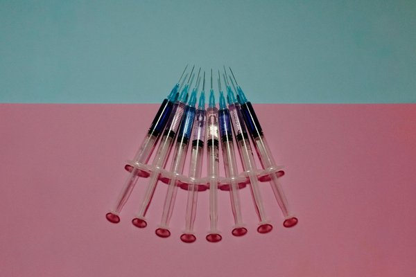 Découvrez les bienfaits du thé blanc pour une peau éclatante et en pleine santé